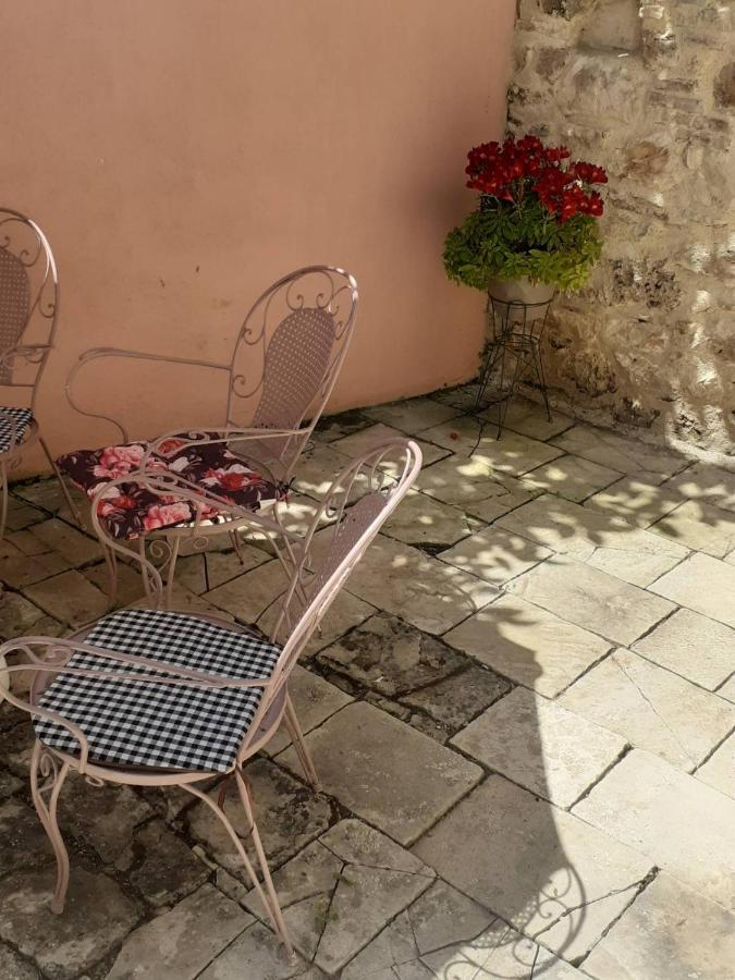 Christi Iuxury Apartment Preveza Exterior photo